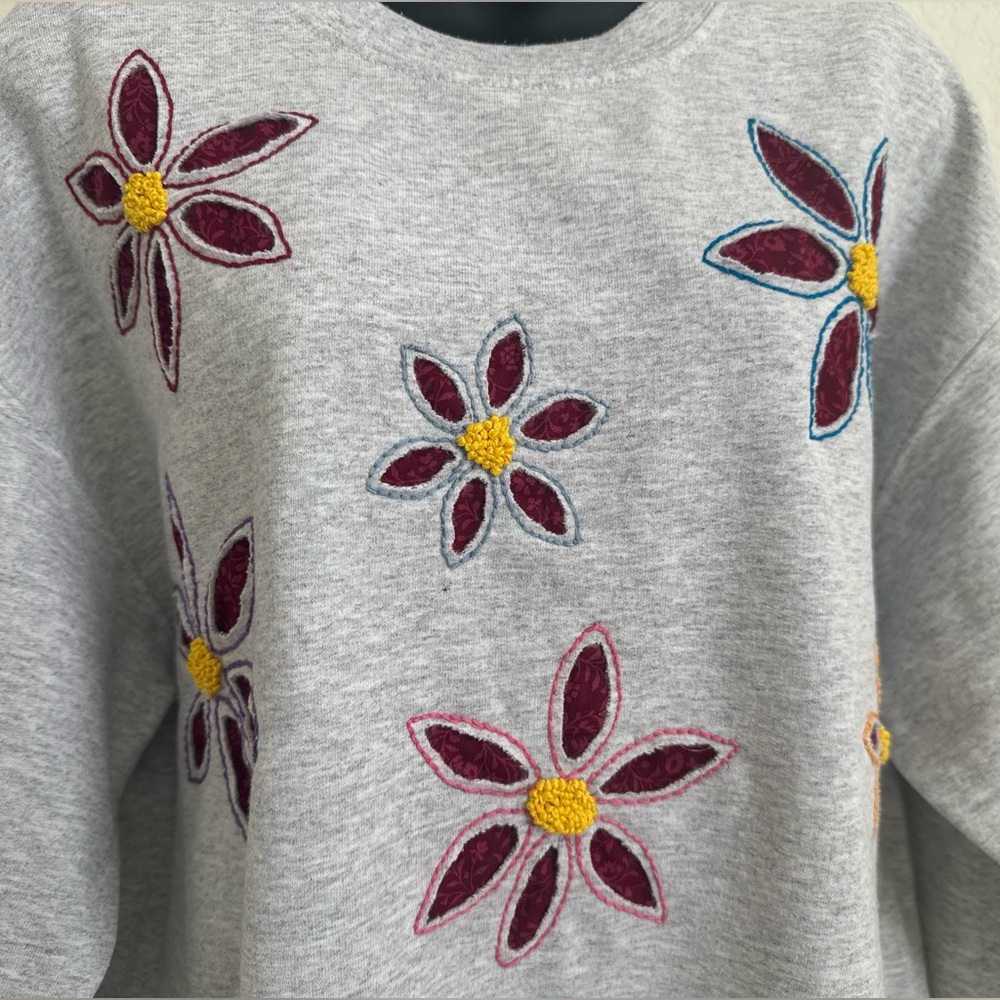 Boho Cottagecore Hand Embroidered Floral Sweatshirt One of a Kind Women’s L - Picture 2 of 10